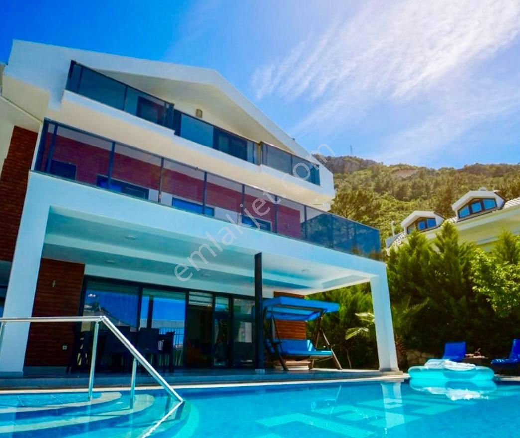 Fethiye Ovacık'ta Olağanüstü 5 Yatak Odalı Modern Lüks Villa - Görsel 3