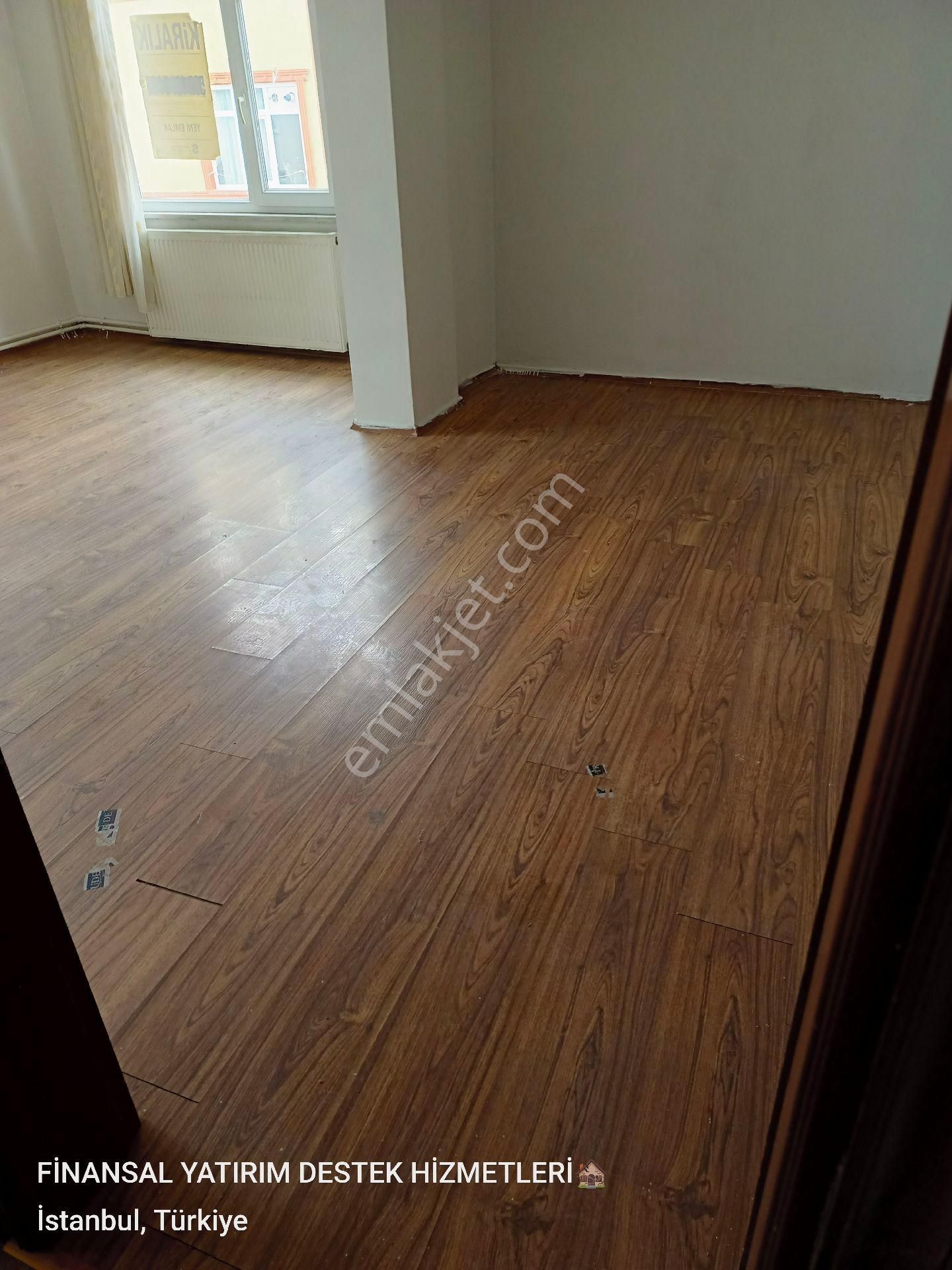 Ümraniye Tepeüstü Mahallesi Metro Yürüme Mesafesi 2+1 Kiralık Daireya