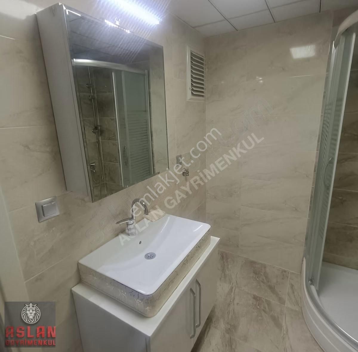 Aslan Emlak Gayrimenkulden Batıkentte Kiralık 3+1 - Görsel 17