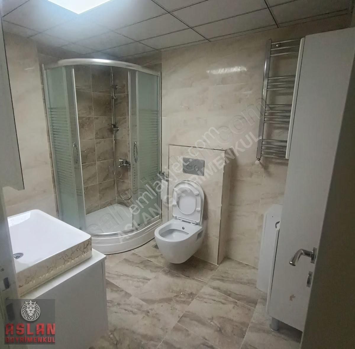 Aslan Emlak Gayrimenkulden Batıkentte Kiralık 3+1 - Görsel 11