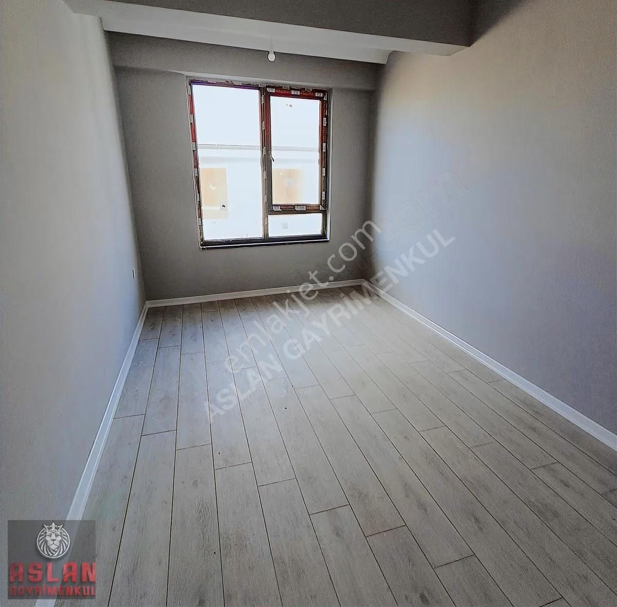 Aslan Emlak Gayrimenkulden Şarhöyükte Satılık 2+1 - Görsel 3