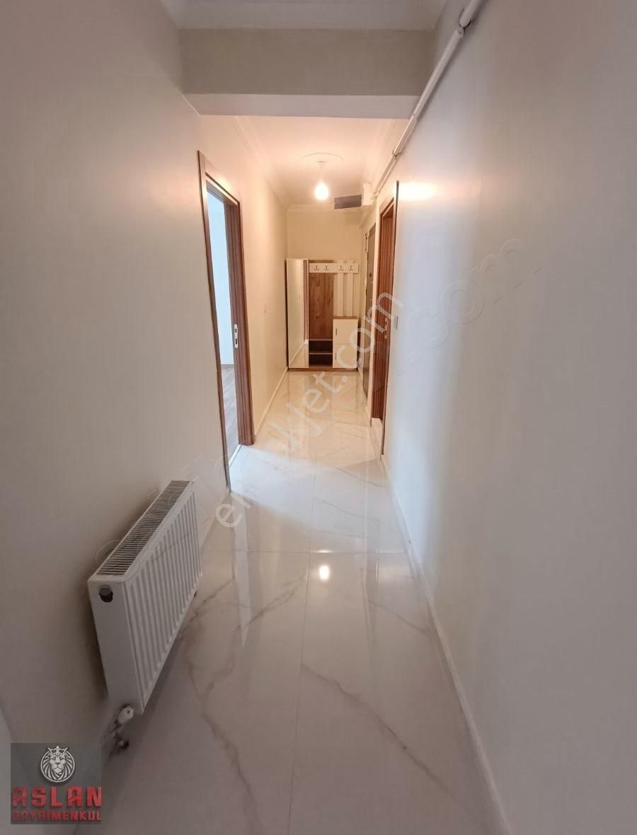 Aslan Emlak Gayrimenkul'den Çamlıca 'da Kiralık 2+1 - Görsel 2