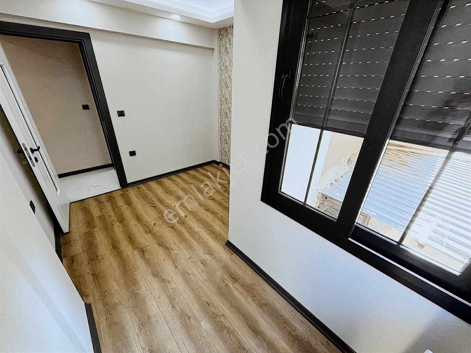 Balçova Korutürk 2+1 110m2 Full Tadilatlı Satılık Daire - Görsel 15