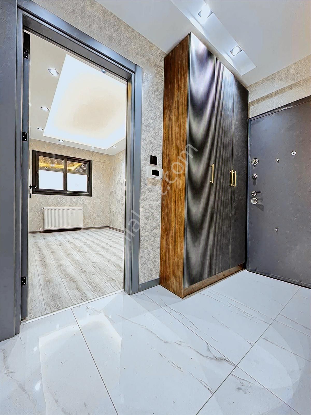 Balçova Çetin Emeç'te 3+1 160m2 Full Tadilatlı Satılık Daire - Görsel 25