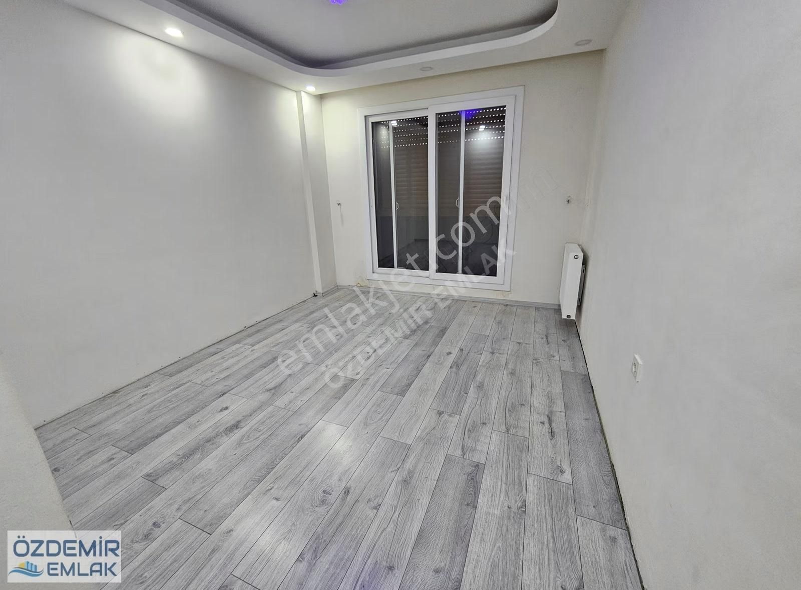 Özdemir Emlaktan Satılık Ebeyn Banyolu Doğalgazlı 3+1 Daire - Görsel 12