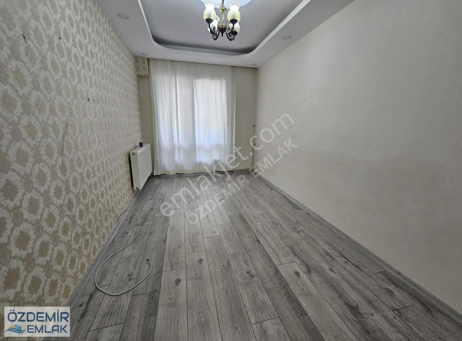 Özdemir Emlaktan Satılık Ebeyn Banyolu Doğalgazlı 3+1 Daire - Görsel 14