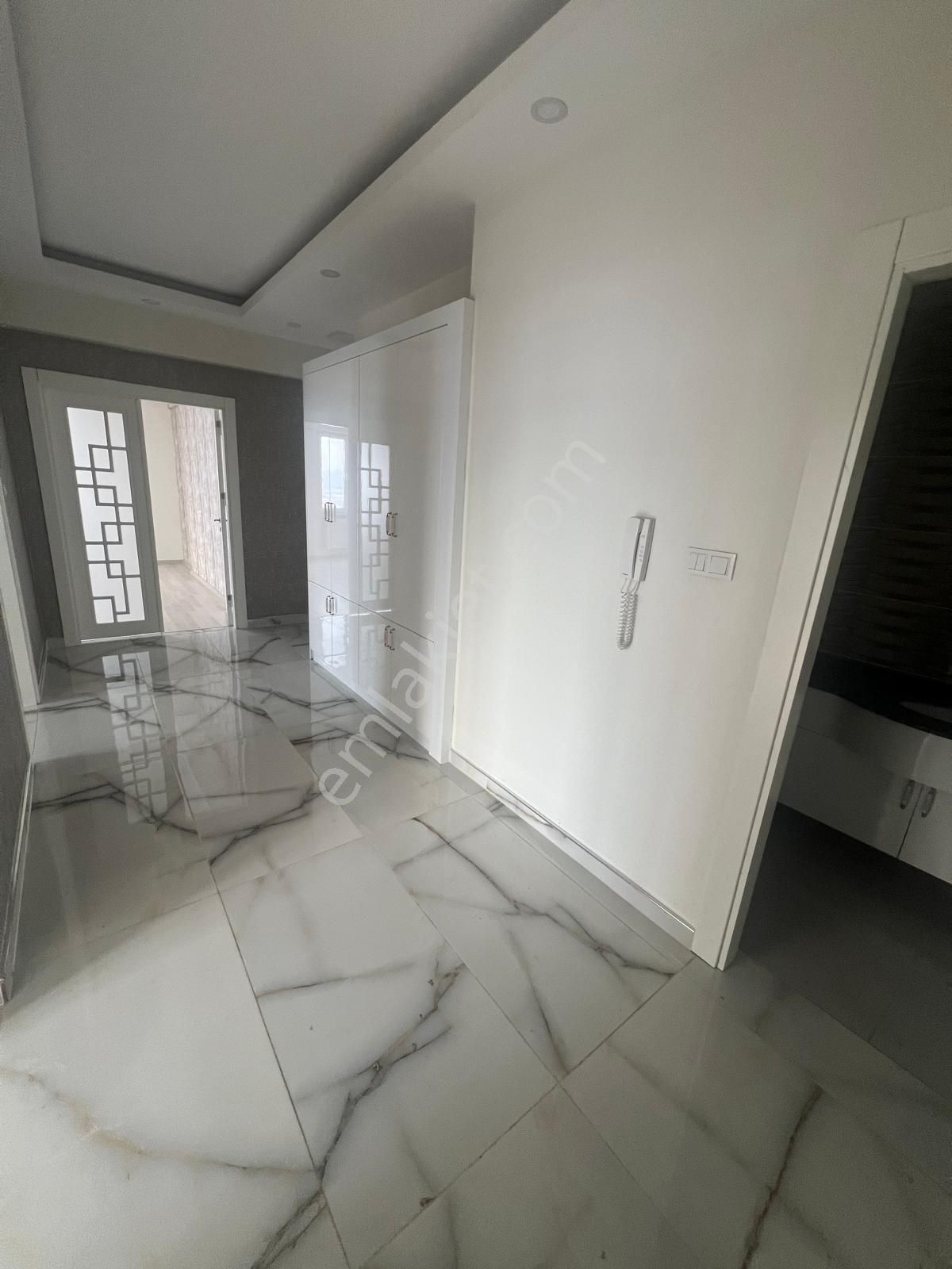 Millioğlu İnşaat'tan Alpaslan 1'de Kiralık 3+1 Daire - Görsel 5