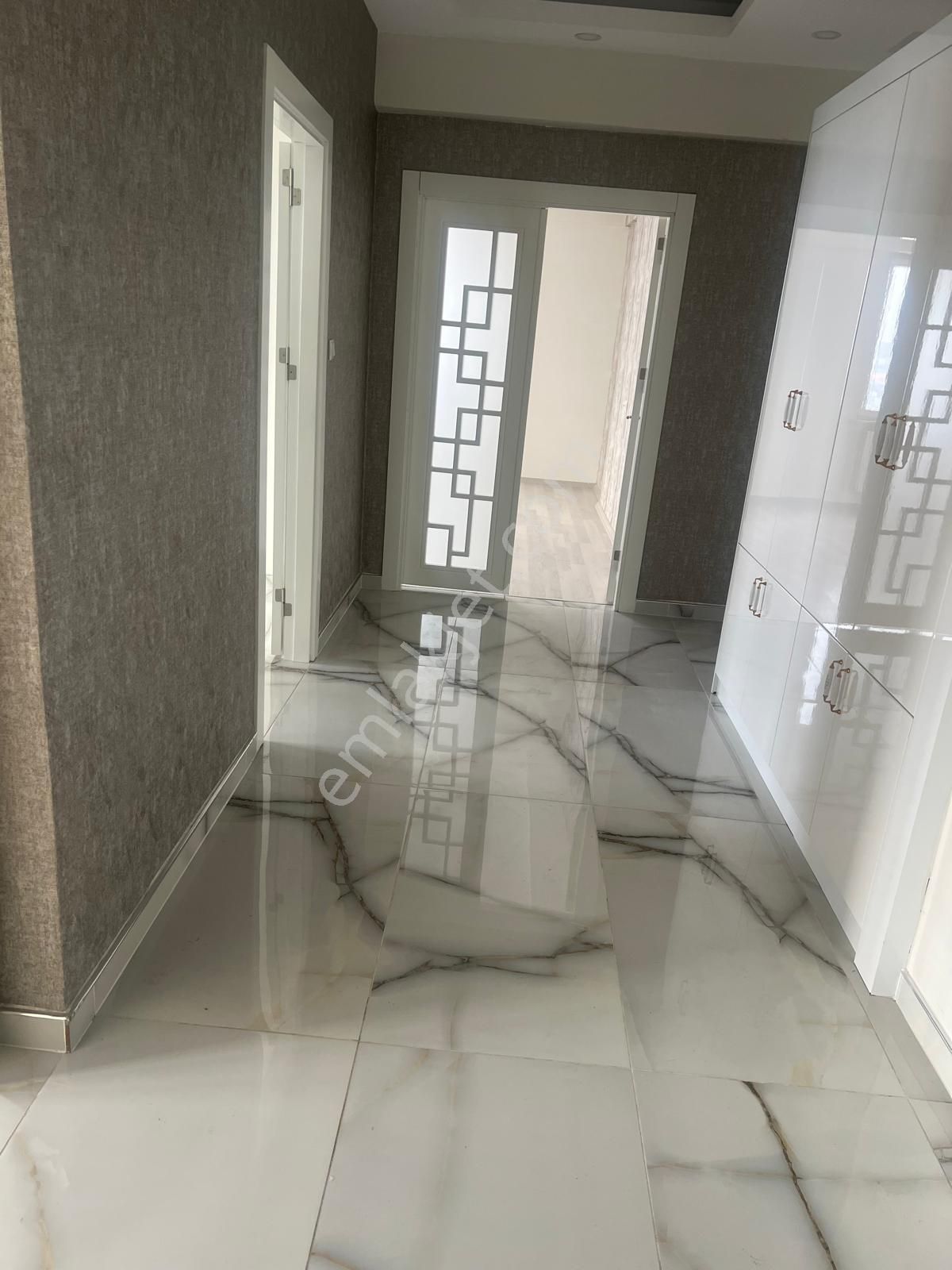 Millioğlu İnşaat'tan Alpaslan 1'de Kiralık 3+1 Daire - Görsel 2