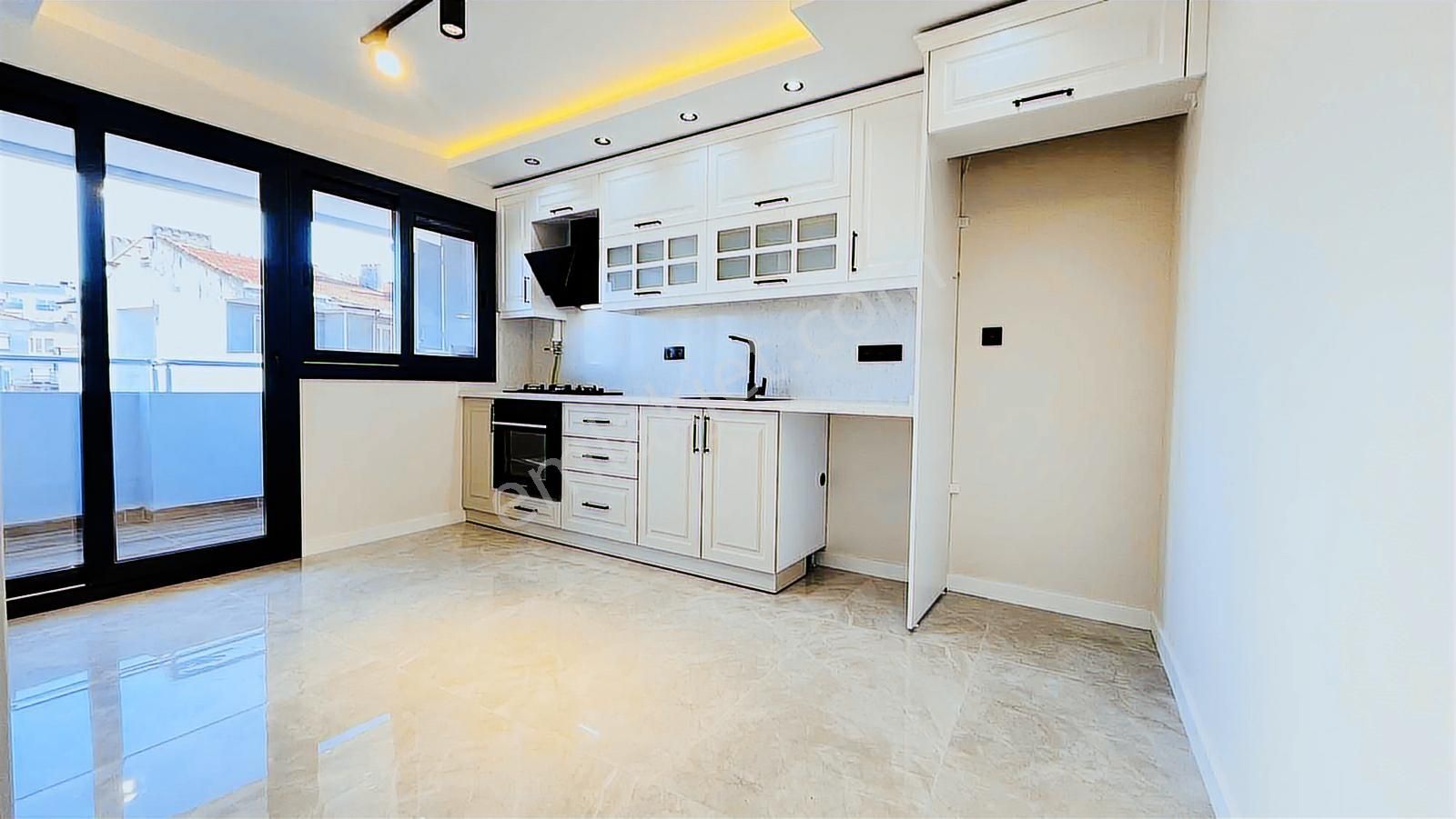 Hatay Çankaya Mah 3+1 130 M2 Full Tadilatlı Satılık Daire - Görsel 23