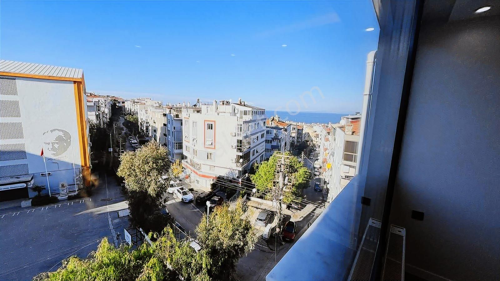 Hatay Çankaya Mah 3+1 130 M2 Full Tadilatlı Satılık Daire - Görsel 22