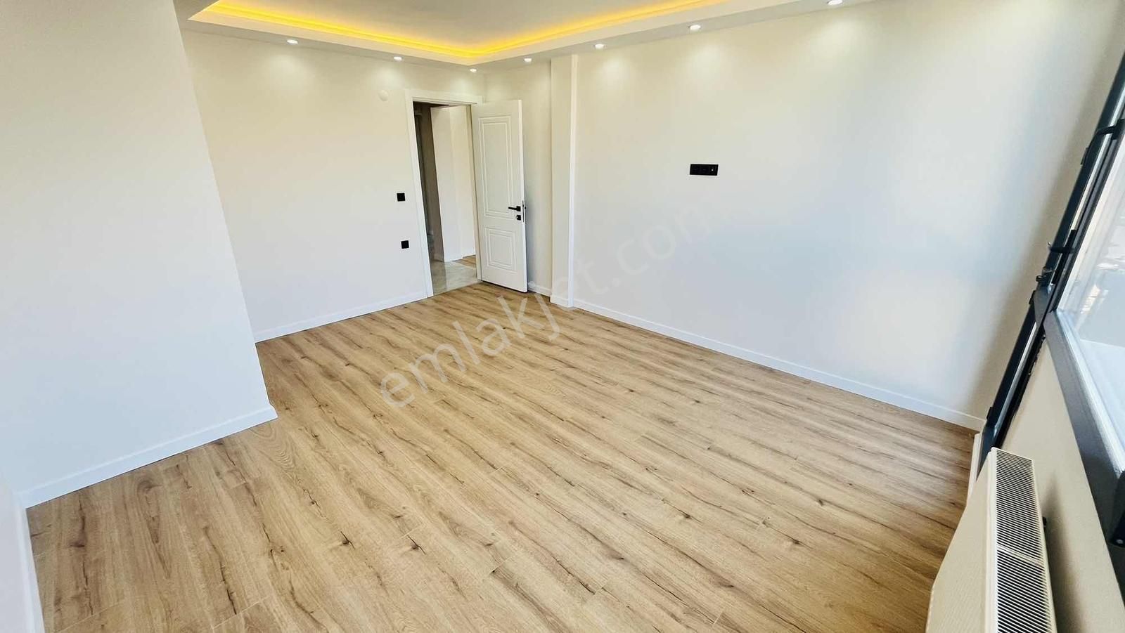 Hatay Çankaya Mah 3+1 130 M2 Full Tadilatlı Satılık Daire - Görsel 5