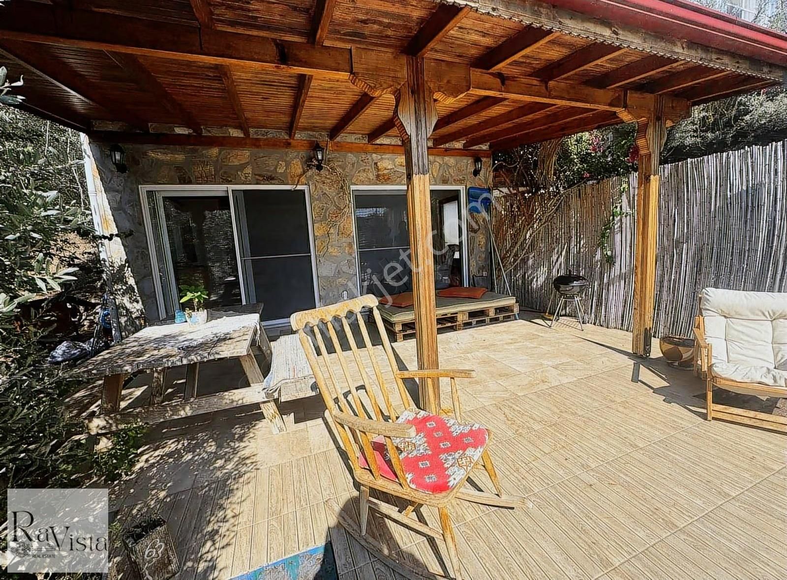 Akyaka Obrukalan Da Müstakil Havuzlu Kiralik - Görsel 2