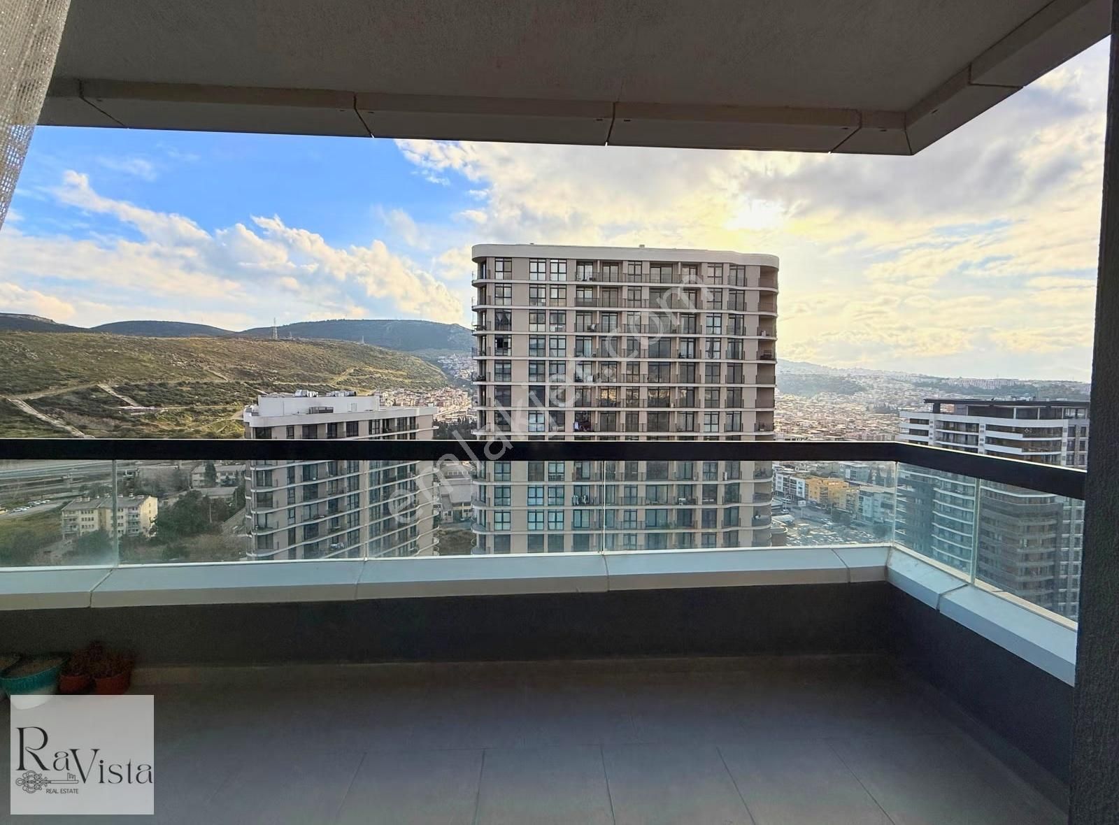 Bornova Viven Vogue Residance Satılık 2+1 Lüks Daire - Görsel 15