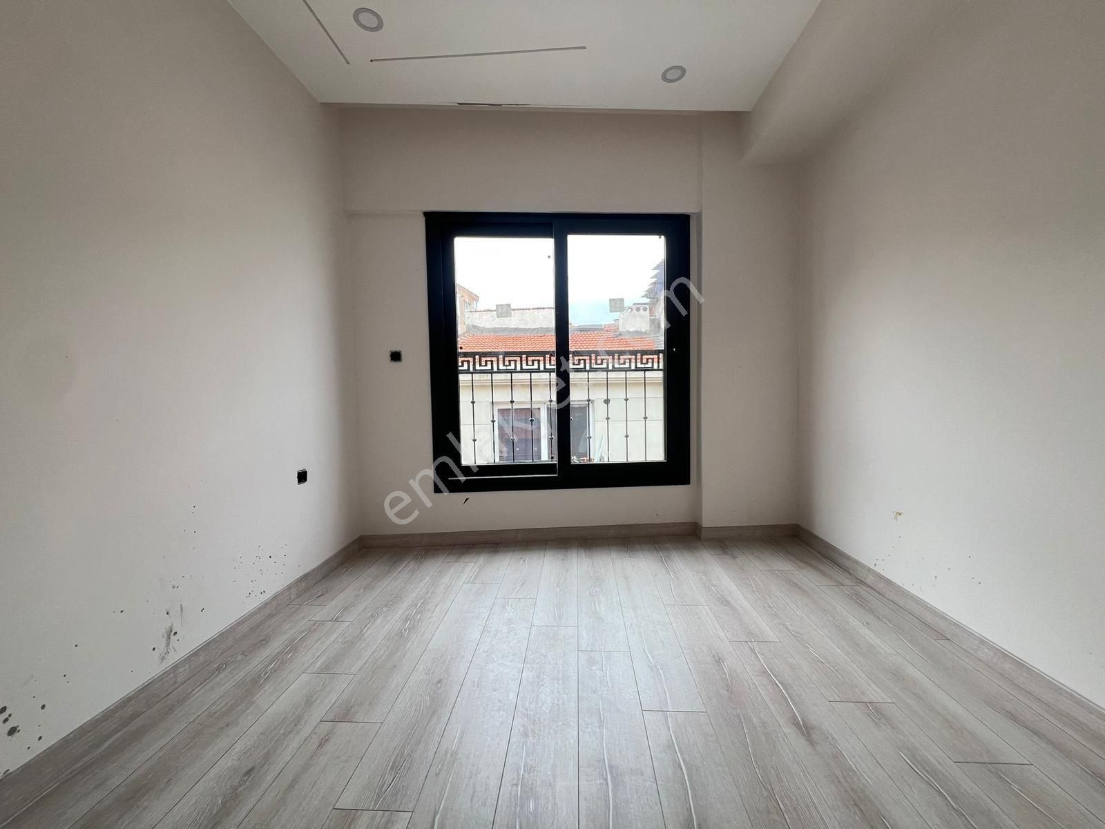 Akalın'dan Üçyol Metroya Çok Yakın 1+1 Yerden Isıtmalı Asansörlü - Görsel 7