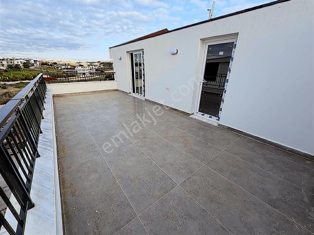 Çok Büyük Dubleks İsteyene Önü Full Açık Yola Cephe 3+1