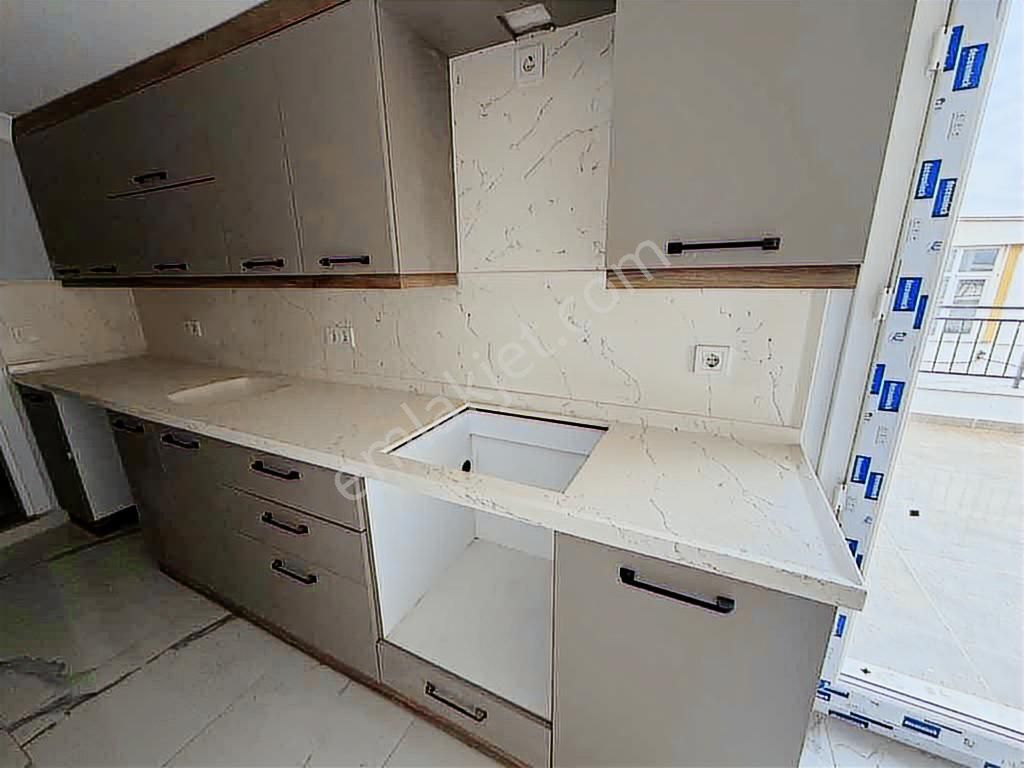 Çok Büyük Dubleks İsteyene Önü Full Açık Yola Cephe 3+1 - Görsel 6