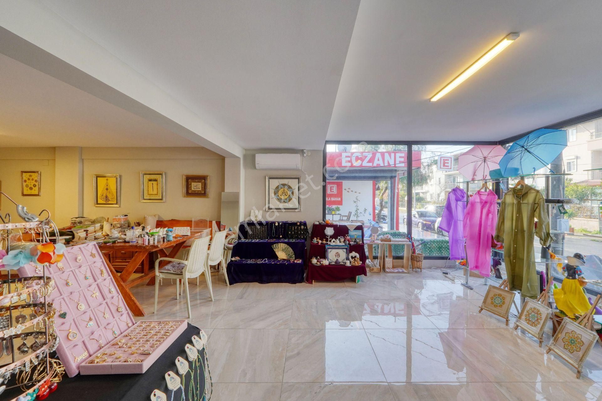 Çeşmealtında Ana Cadde Üzerinde Dükkan + 2 Daire Teraslı Bina - Görsel 8