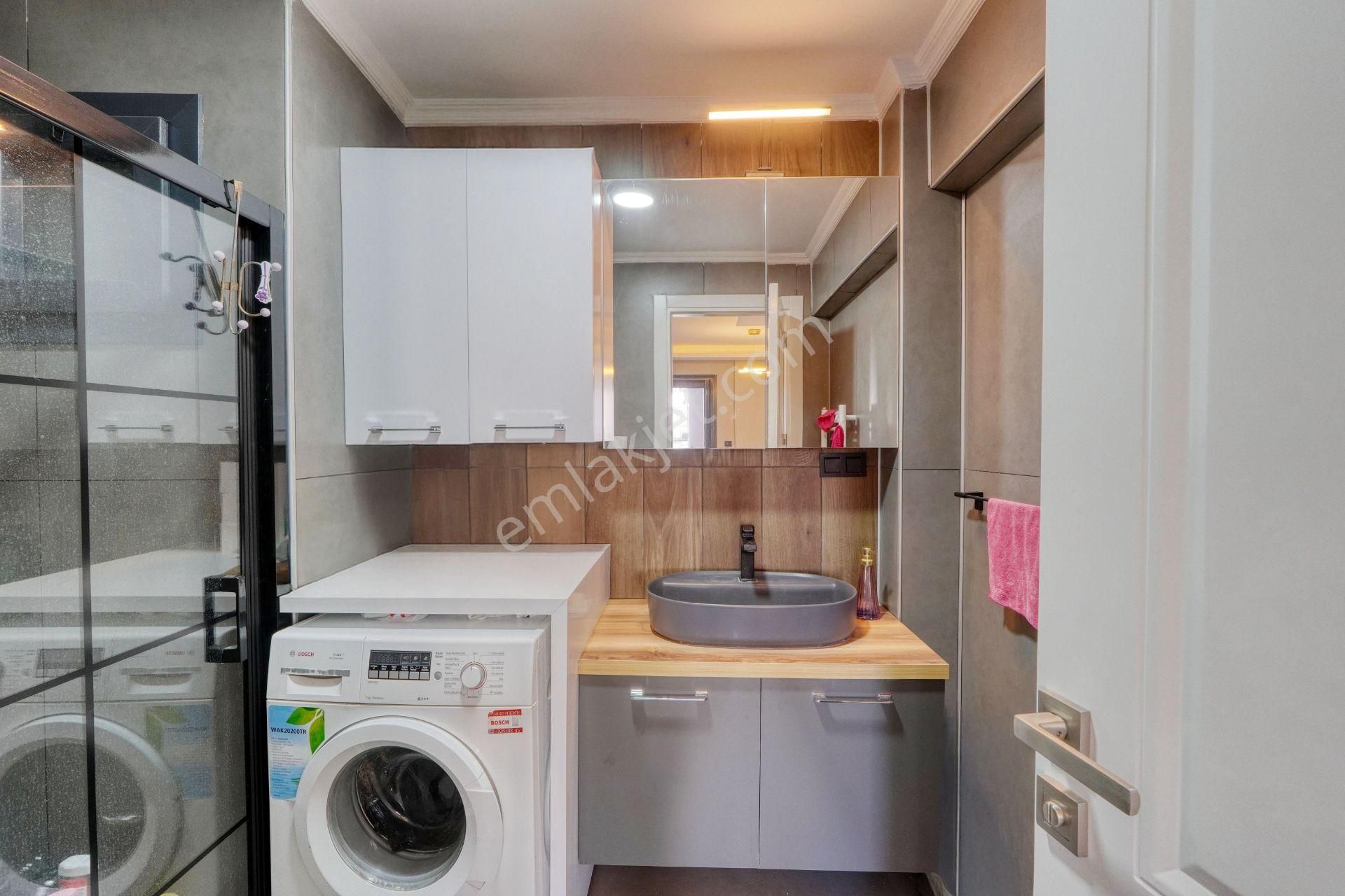 Çeşmealtında Ana Cadde Üzerinde Dükkan + 2 Daire Teraslı Bina - Görsel 20