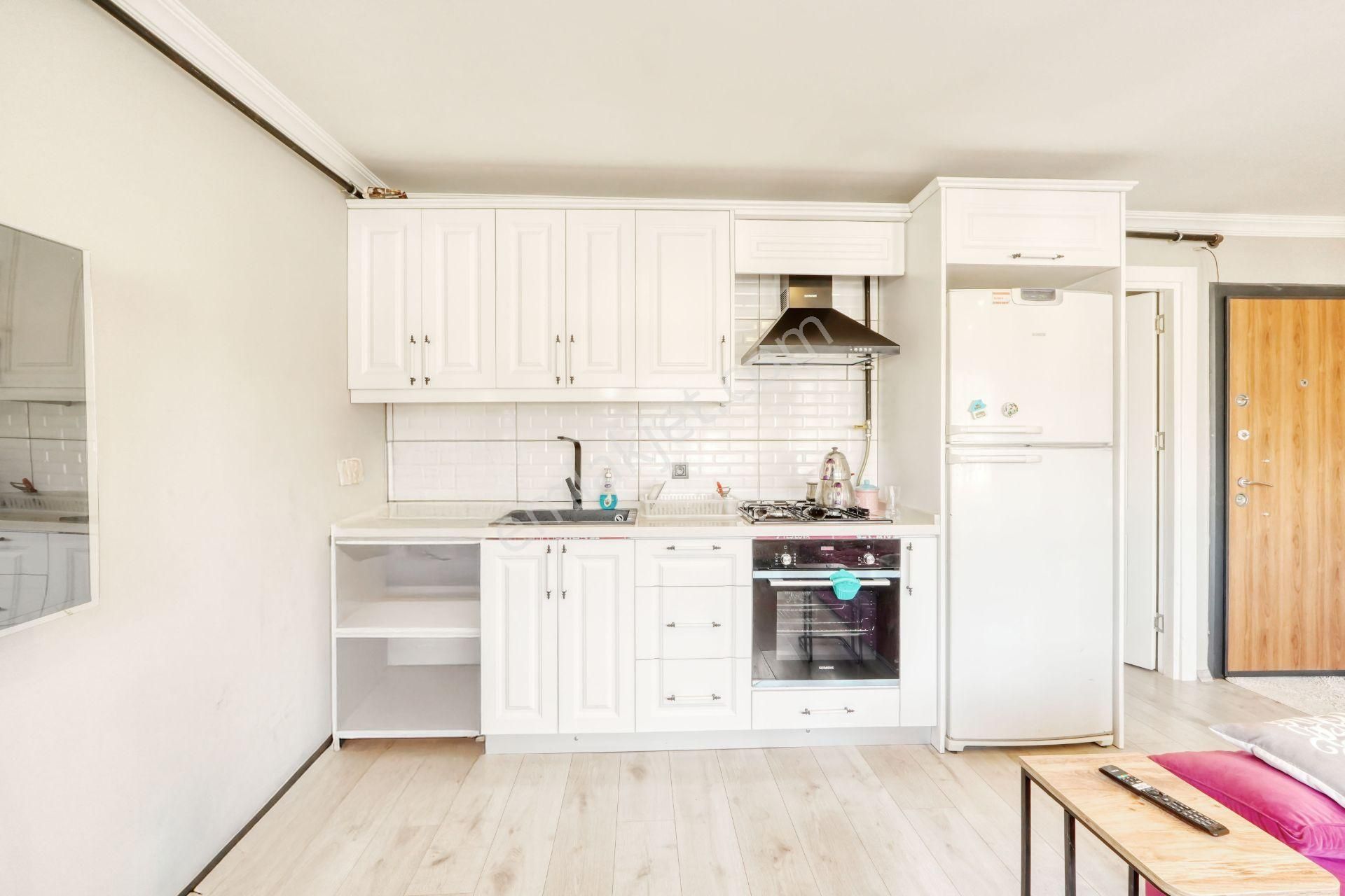 Çeşmealtında Ana Cadde Üzerinde Dükkan + 2 Daire Teraslı Bina - Görsel 31