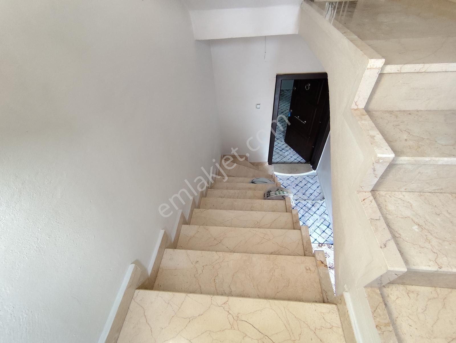 Acar Emlaktan Dicle Mah 270m2 Arsa İçinde 2katlı 2+1 Müstakil Ev - Görsel 12