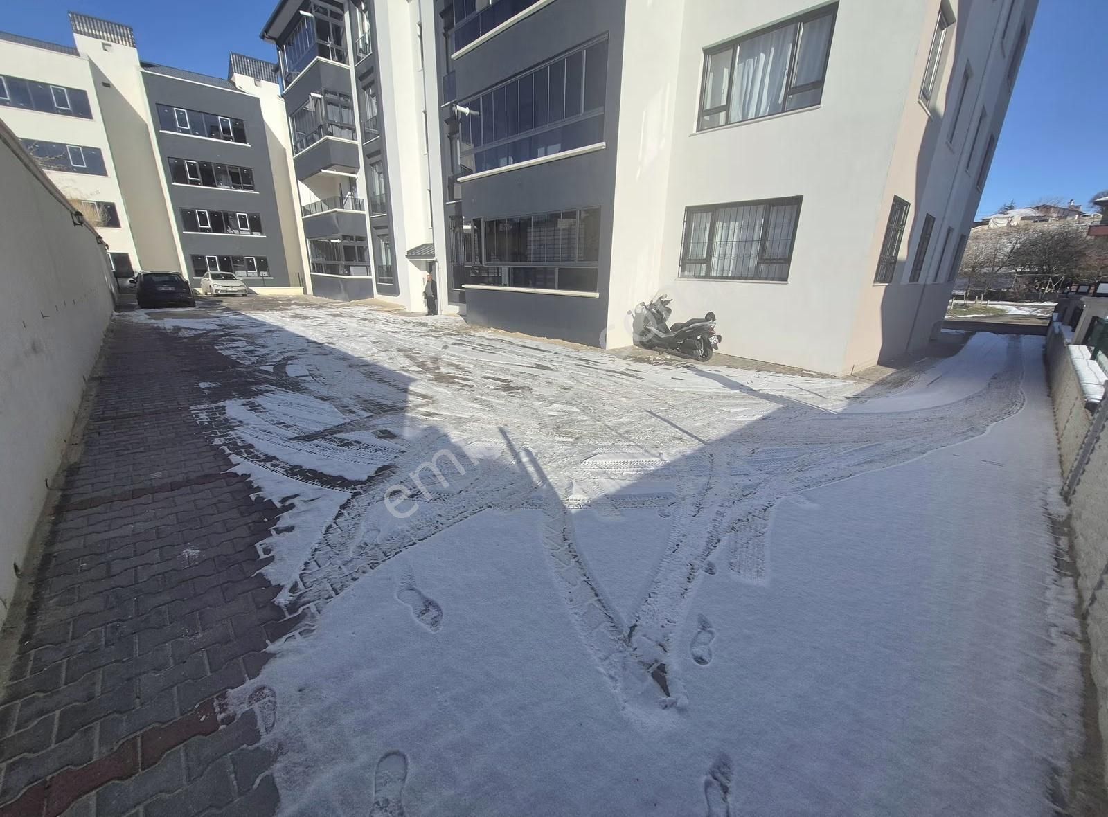 Bahçelievlerde 3+1 Ebeveyn Banyolu Kiralık Daire - Görsel 9