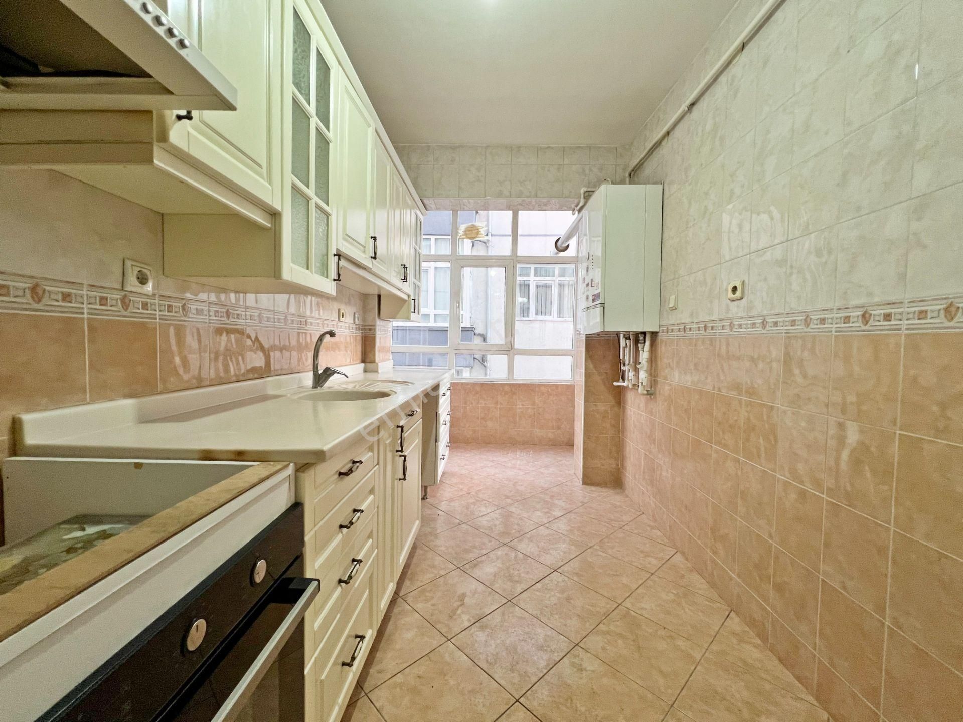 Fırsat !! Kuyuyazısı Cad. Üzeri Ara Kat 3+1 Mantolamalı Güney Cephe - Görsel 4