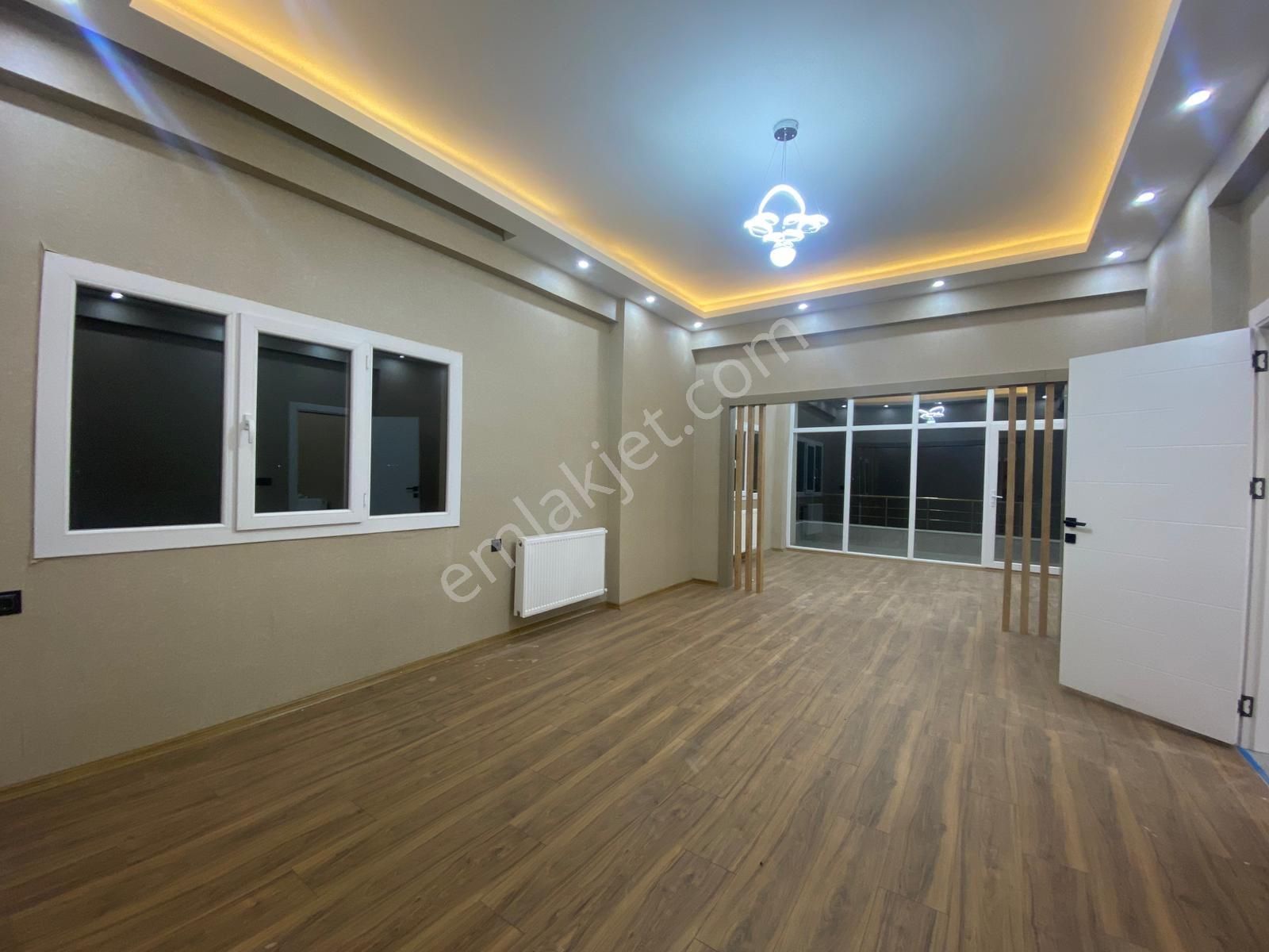 World İlkevim'den Büyük Akziyarette Satılık Asansörlü Villa - Görsel 7