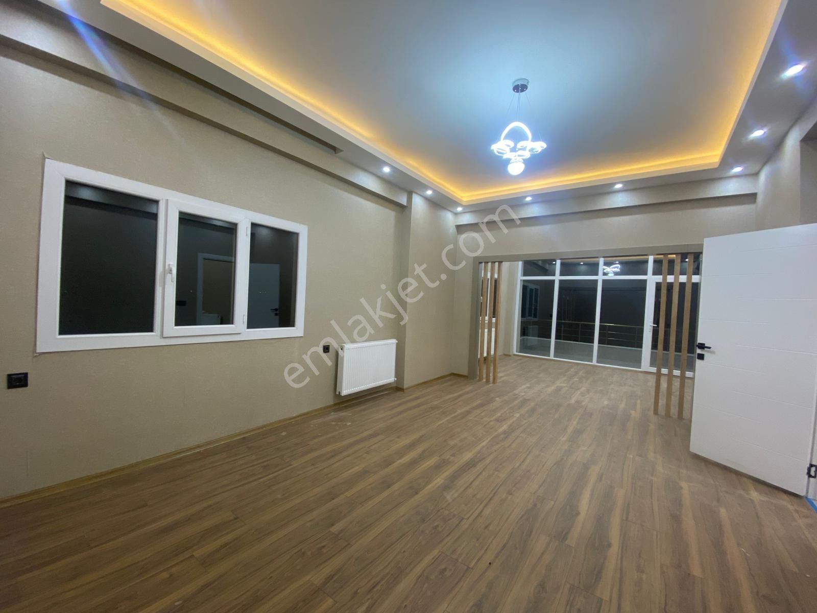 World İlkevim'den Büyük Akziyarette Satılık Asansörlü Villa - Görsel 8