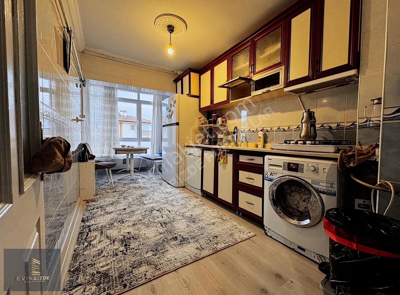 Evinbizde Gayrimenkul █ Merkez' De 3. Kat Yapılı Fırsat Daire!!!