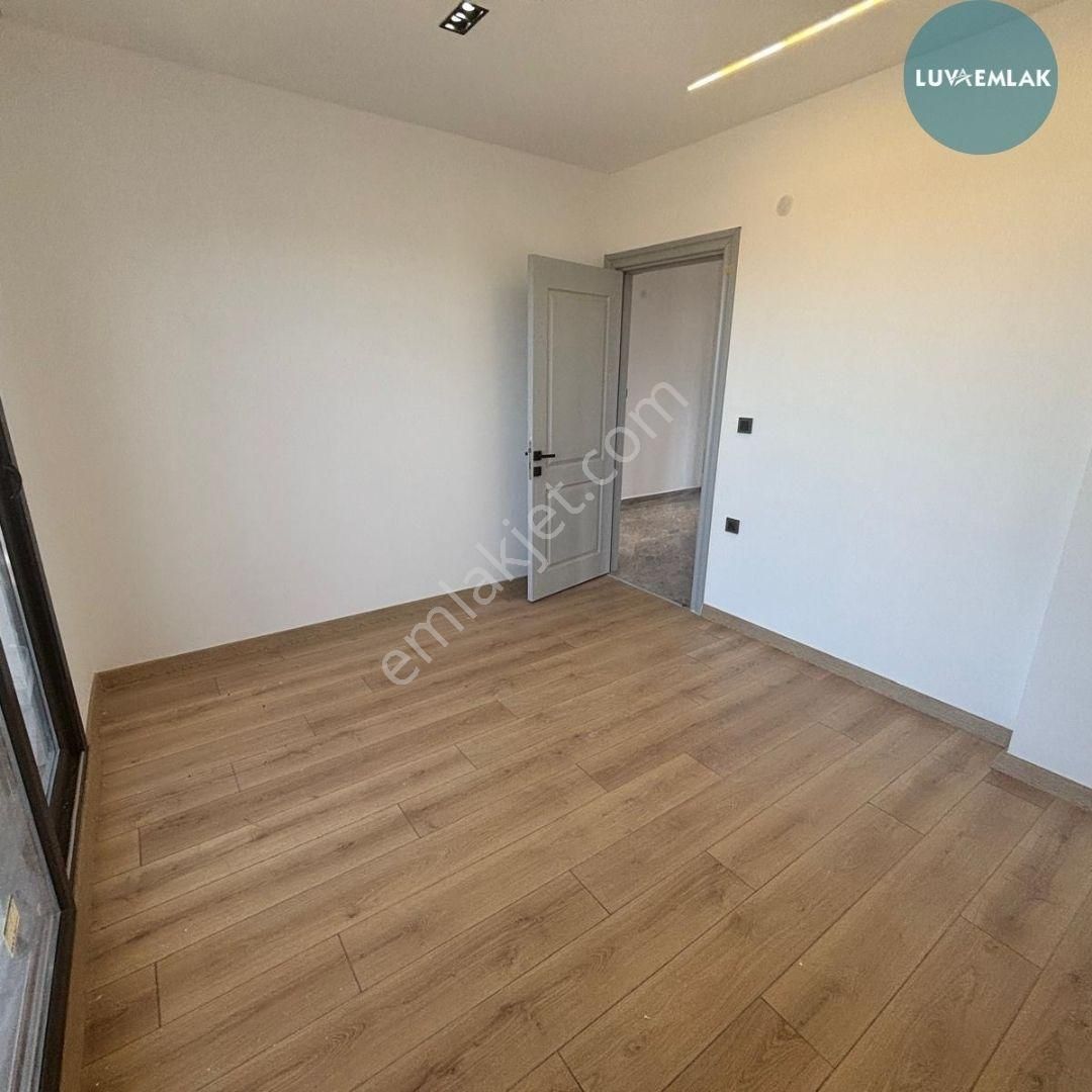 Didim Akbük'te Deniz Manzaralı Özel Havuzlu Tam Müstakil 3+1 Villa - Görsel 20