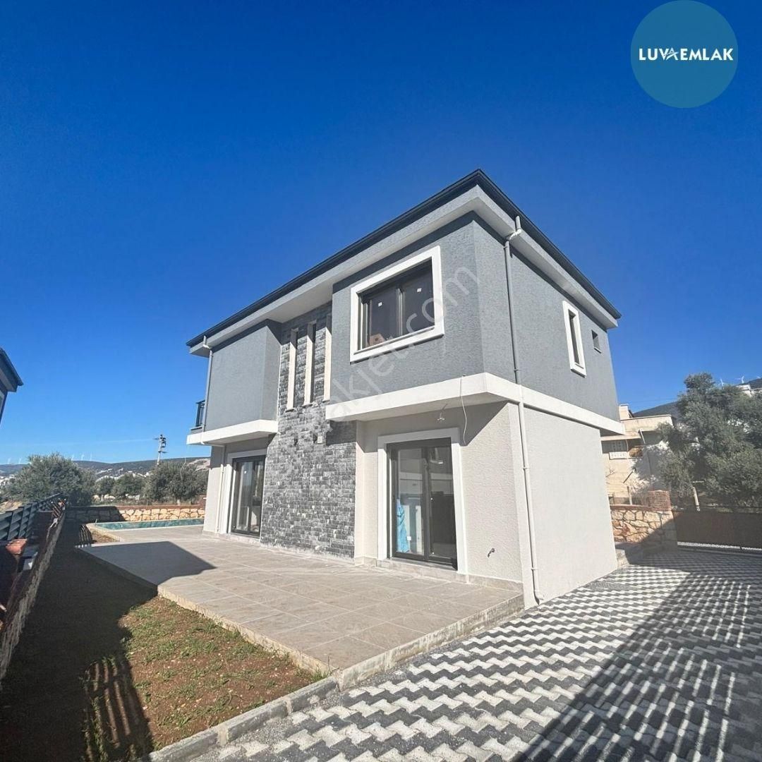 Didim Akbük'te Deniz Manzaralı Özel Havuzlu Tam Müstakil 3+1 Villa - Görsel 4