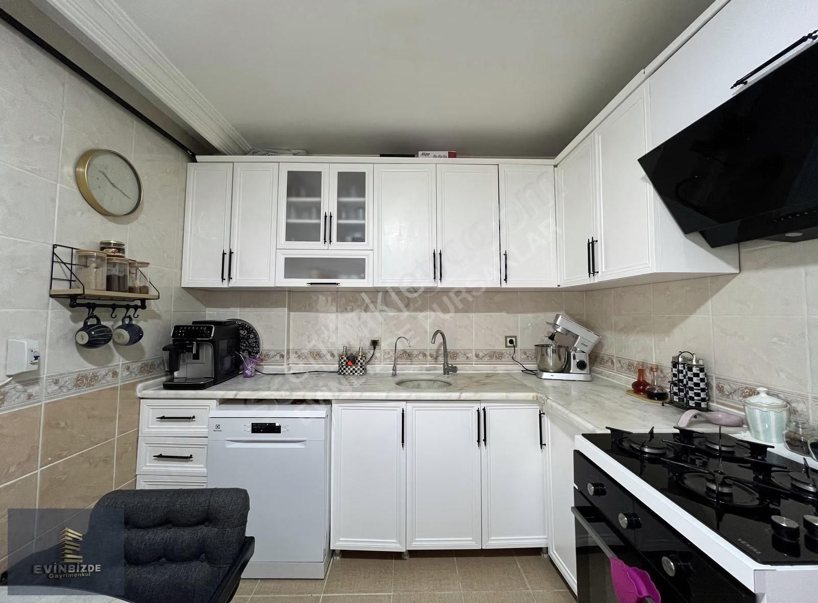 Evinbizde Pursaklar █ Merkezde Giyinme O. Ful Yapılı 3+1 Fırsat! - Görsel 21