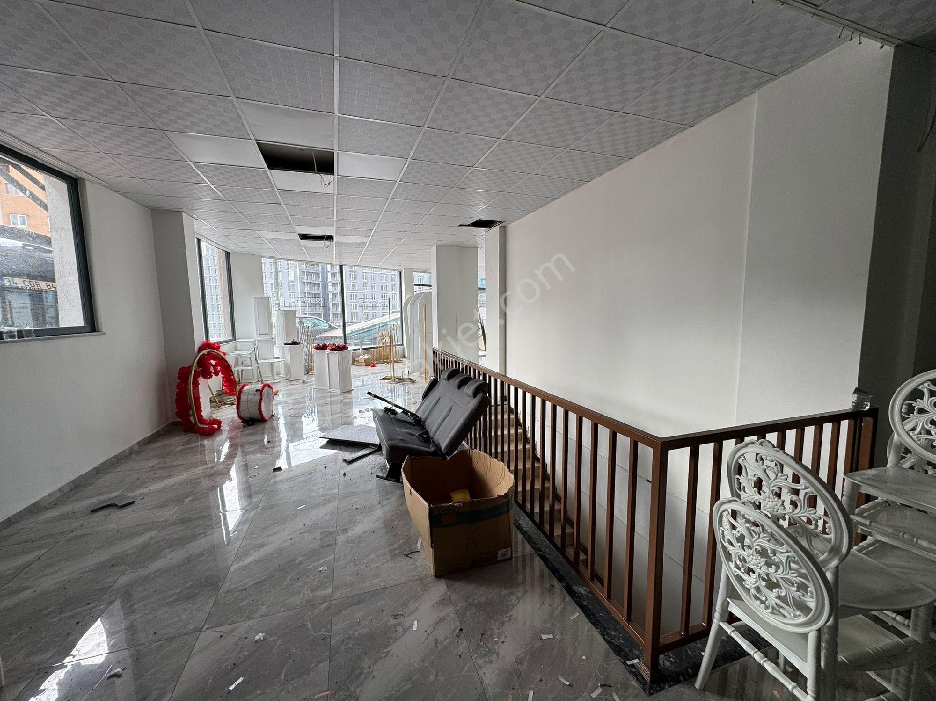 Kiralık Dükkan Merkezi Konumda - Görsel 11