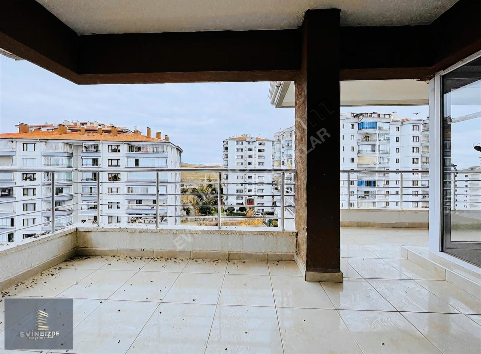 Evinbizde Pursaklar █ Saray'da Giyinme Odalı 4.5+1 Site Dairesi - Görsel 35