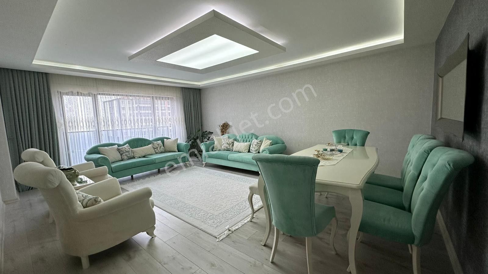 Kalecik Emlak'tan Hastane Yakını Giy. Odalı 185m² 4+1 Lüks Site Dairesi - Görsel 5