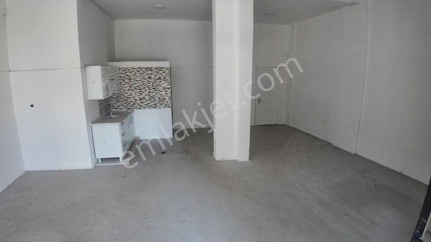 Karşıyaka Örnekköyde 100 M2 Kiralık Dükkan - Görsel 2