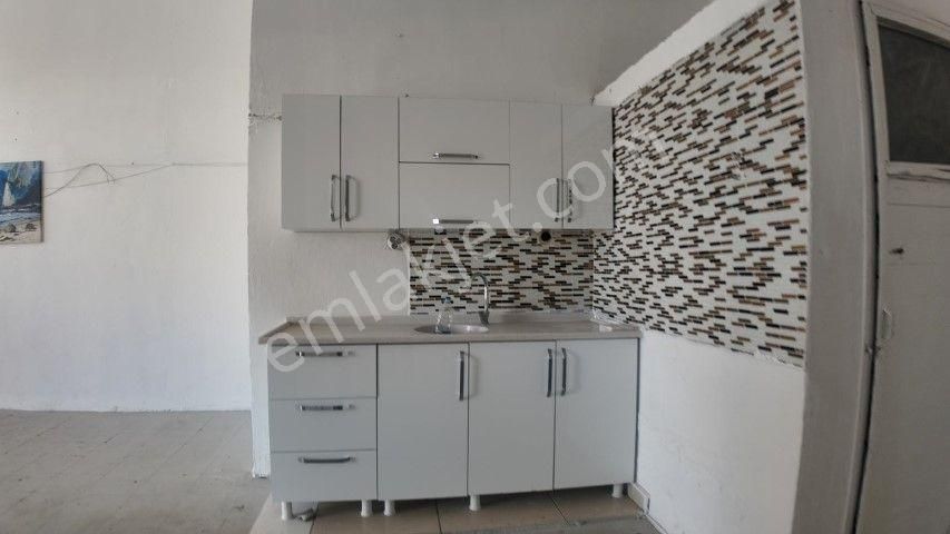 Karşıyaka Örnekköyde 100 M2 Kiralık Dükkan - Görsel 12