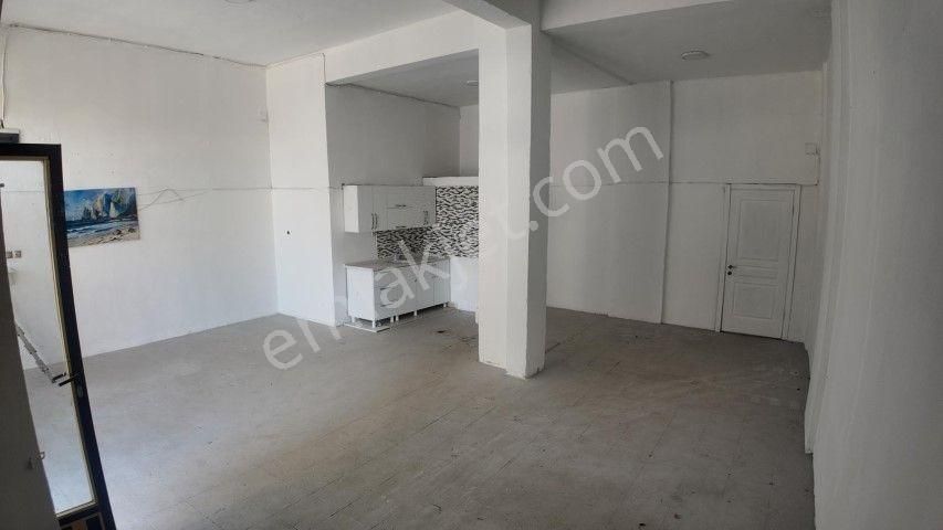Karşıyaka Örnekköyde 100 M2 Kiralık Dükkan - Görsel 5