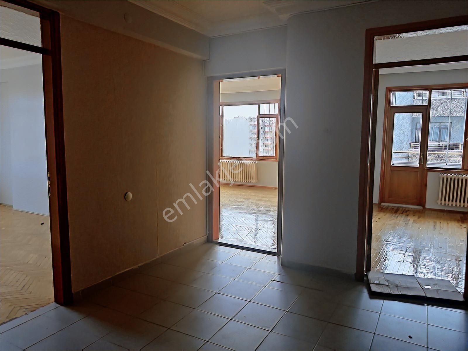 Şefik Can Alt Geçide Cephe 5+1 Dubleks Satılık Daire - Görsel 26