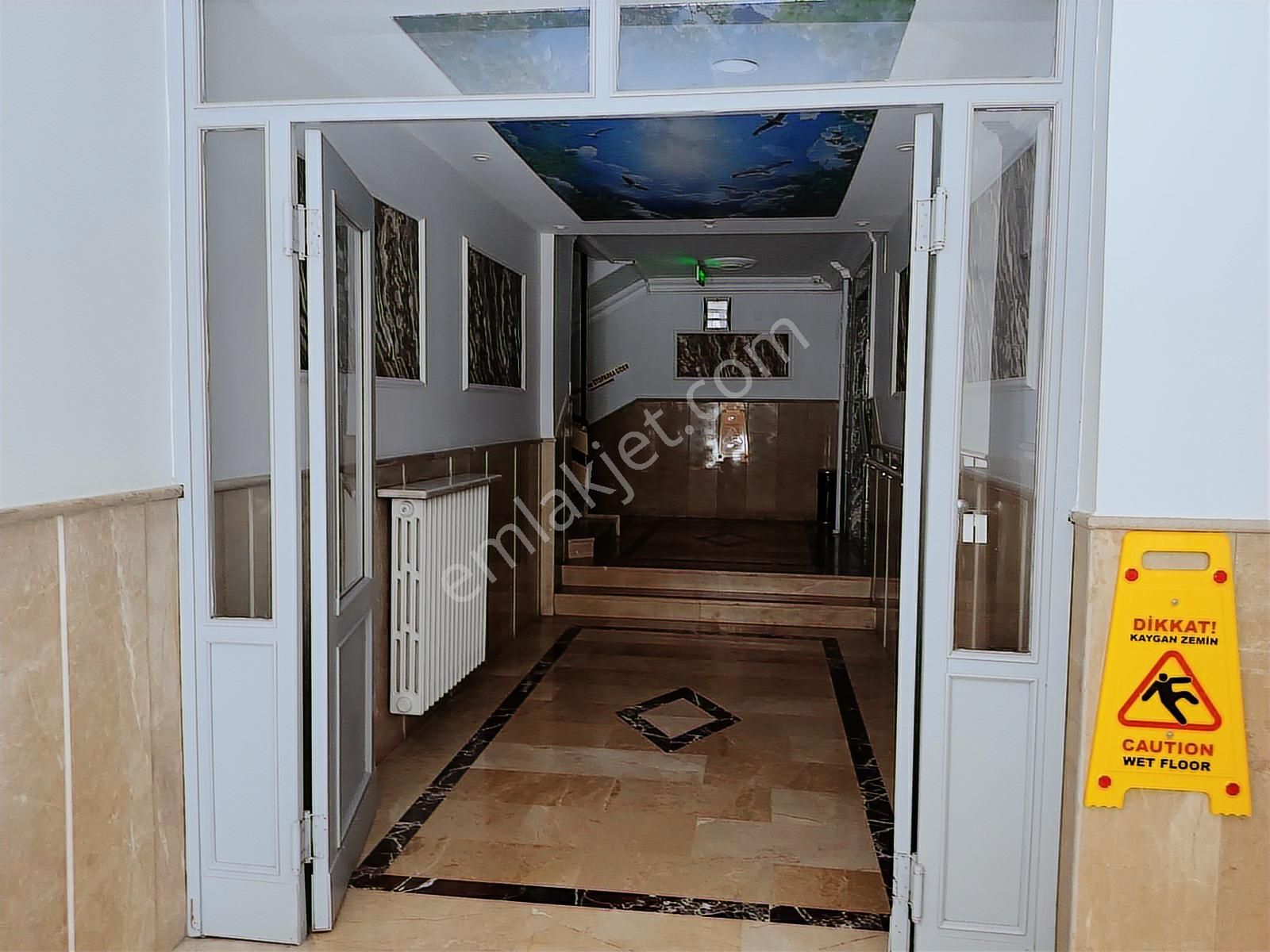 Şefik Can Alt Geçide Cephe 5+1 Dubleks Satılık Daire - Görsel 4