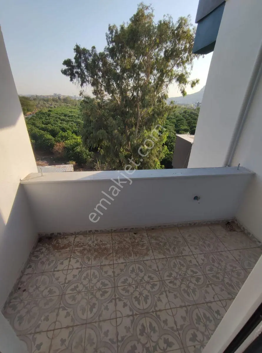 Kozan Gayrimenkulden Kanal Boyunda Sıfır Lüks 100 M2 Daire - Görsel 8