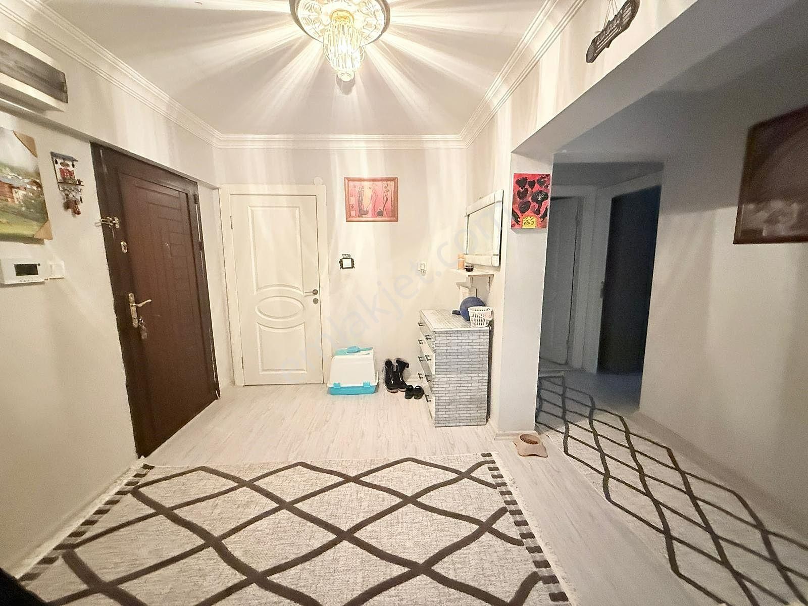 Yıldız'dan Kredi Limitsiz Cadde Üstü Köşe Başı Masrafsız 3+1 !! - Görsel 23