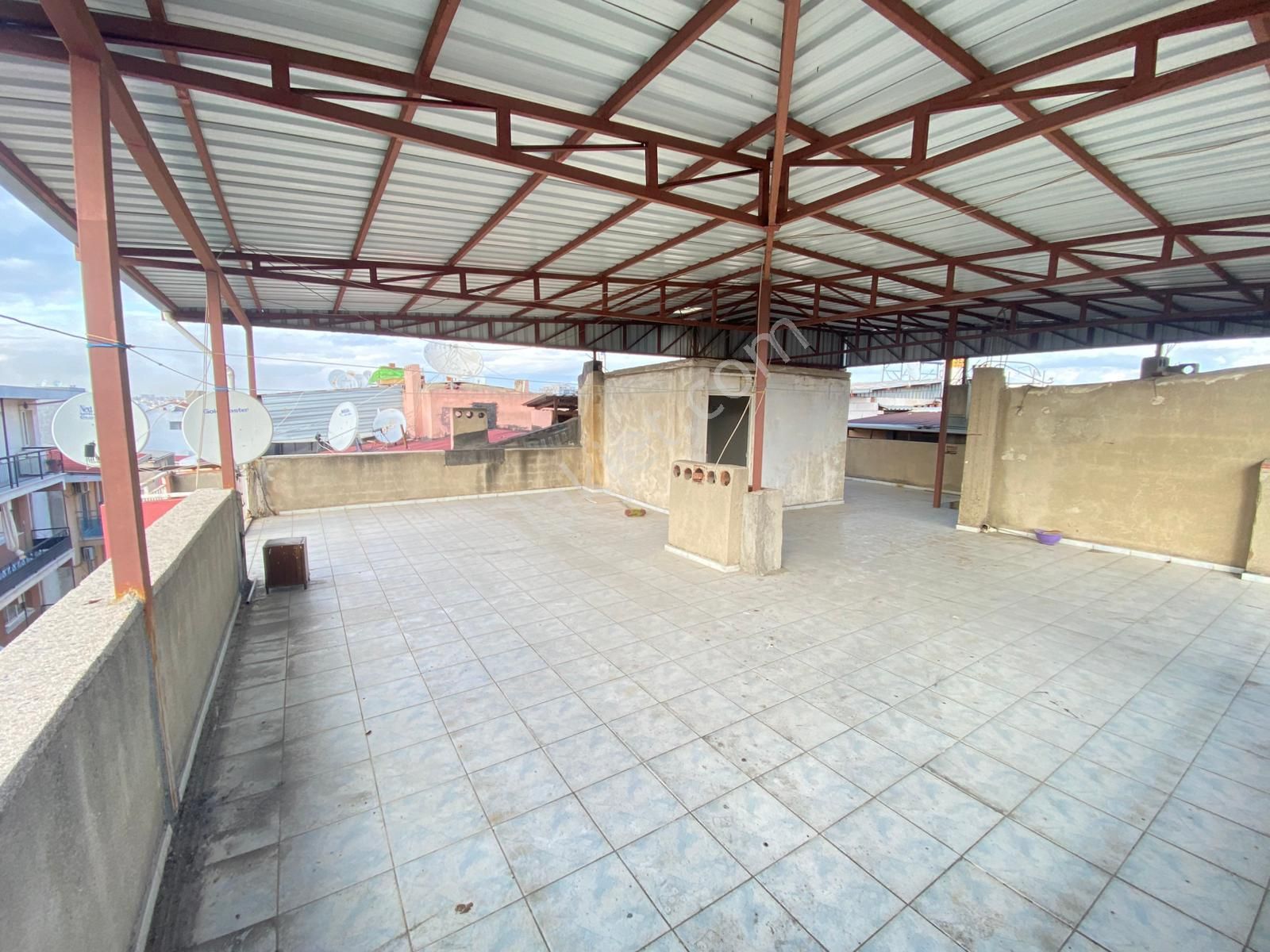 Buca Göksu Mah Köşe 135 M2 Doğalgazlı Ayrı Mutfaklı Kiracısız - Görsel 8