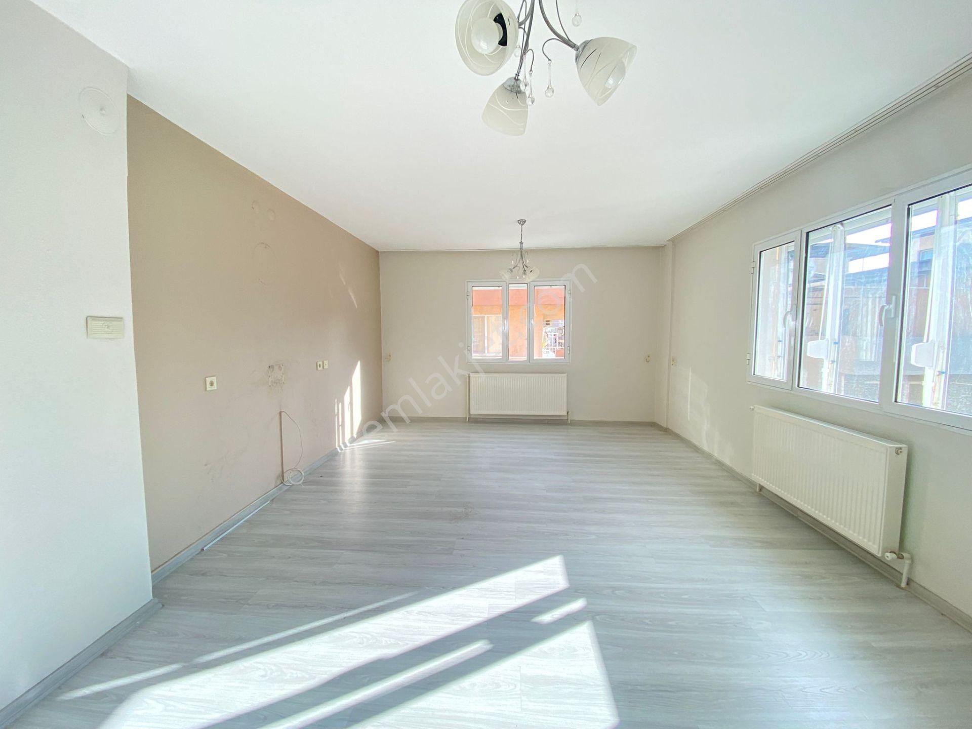 Buca Göksu Mah Köşe 135 M2 Doğalgazlı Ayrı Mutfaklı Kiracısız - Görsel 27