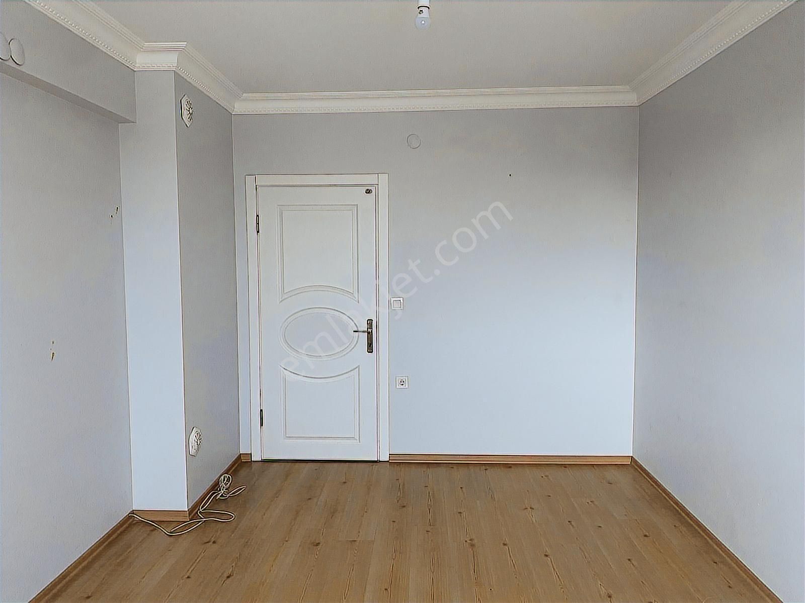 Yalova Altınovada Geniş Ve Kullanışlı 3+1 Arakat Satılık Daire - Görsel 4