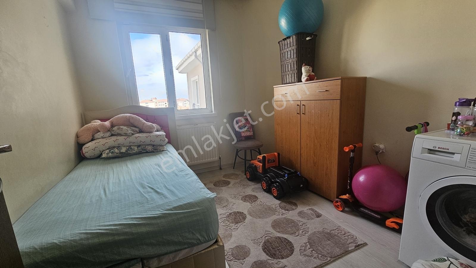 Elvankent'te Site İçi Geniş Peyzajlı Yalıtımlı 110m2 Temiz Daire - Görsel 20