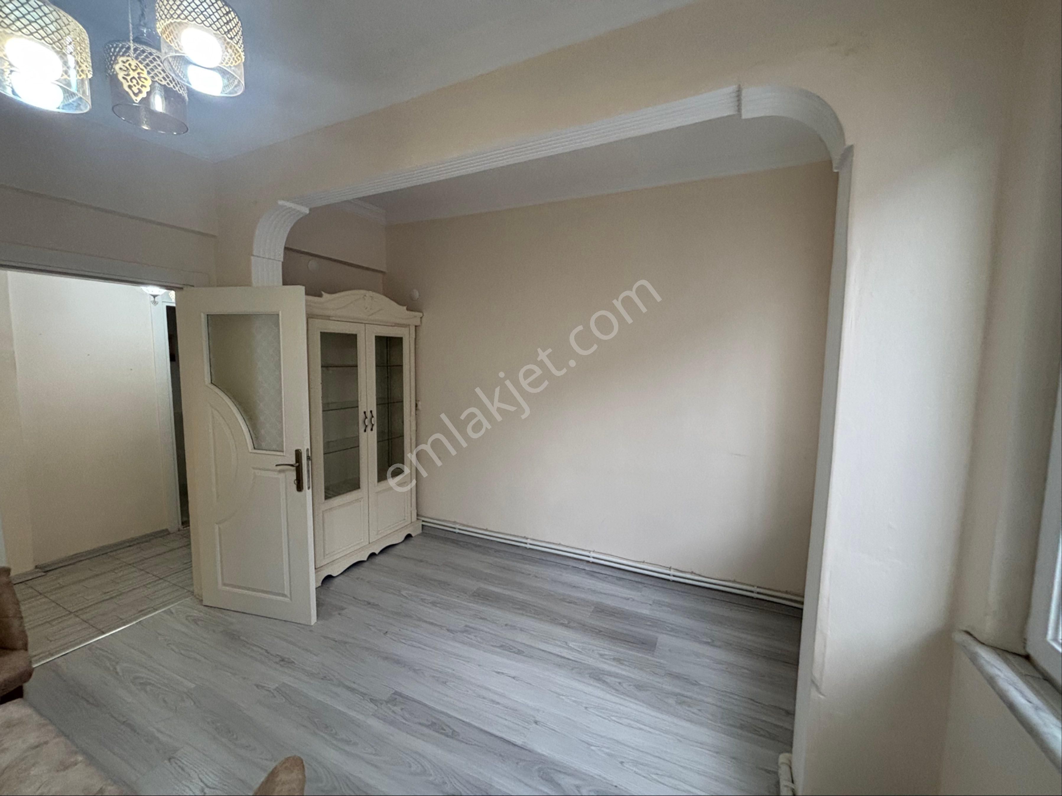 Bafra Gazipaşa Mahallesinde Masrafsız Sıfırdan Farksız Doğalgazlı Kiralık Geniş 2+1 Daire - Görsel 9