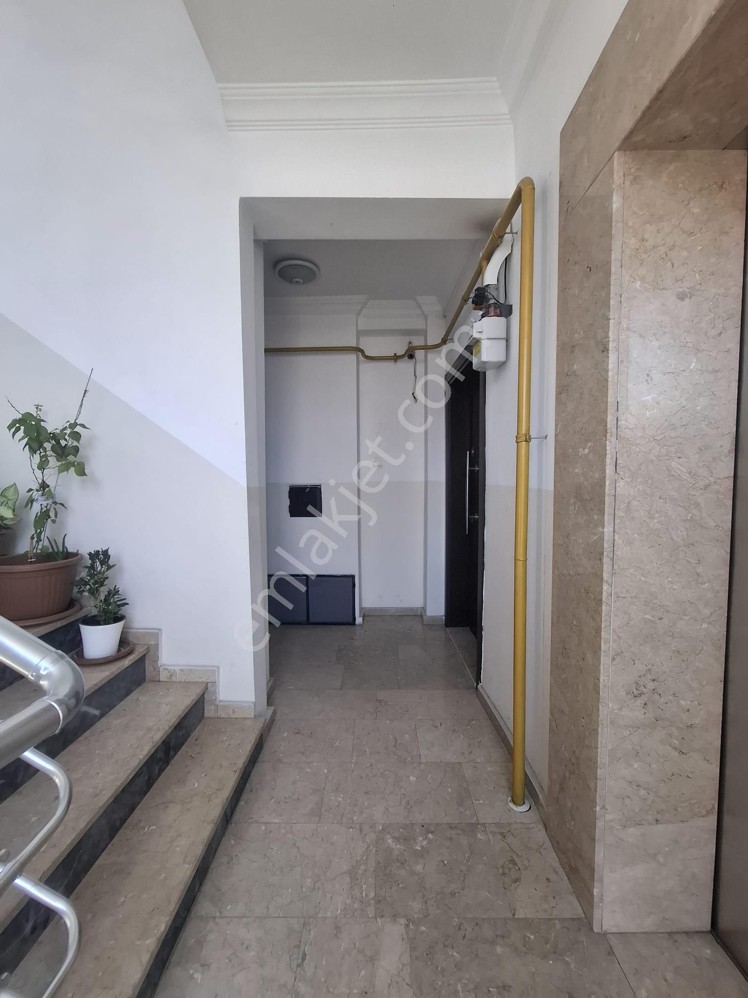 Akman'dan Adliye Binasına Cepheli Büro/ofis Ve İkamet İçin Kiralık Daire - Görsel 27