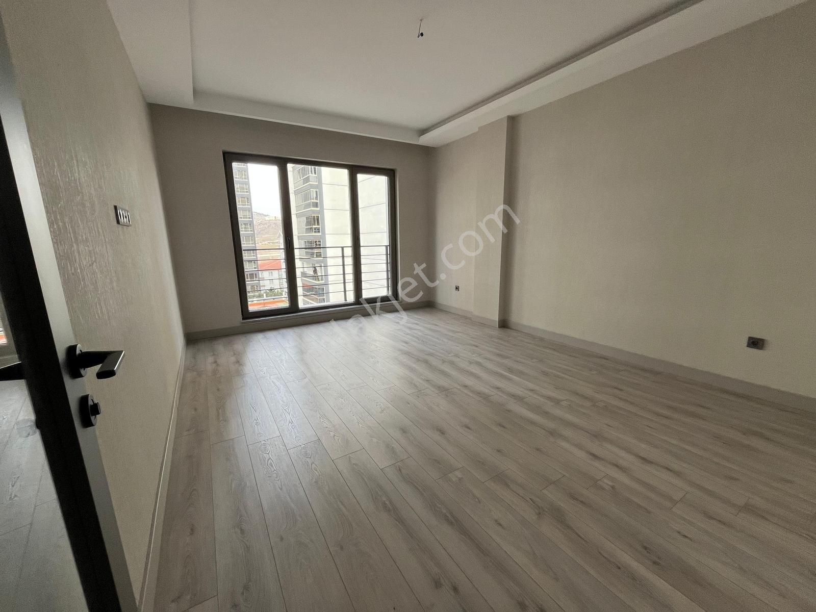 Ovacıkta 2+1 Sıfır Daire Full+full Yapılı - Görsel 17