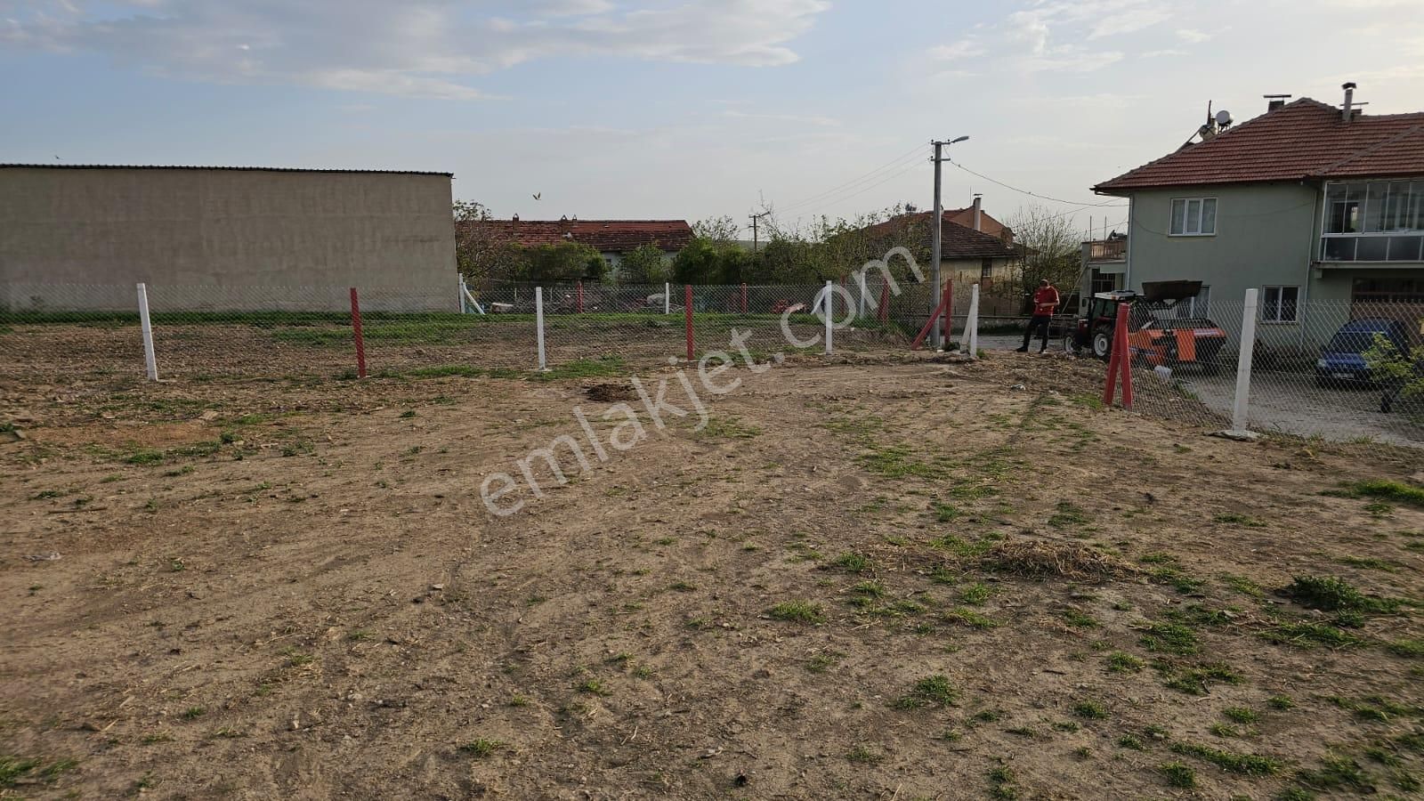 Uşak Merkez Ortaköyde Satılık İmarlı Arsa - Görsel 16